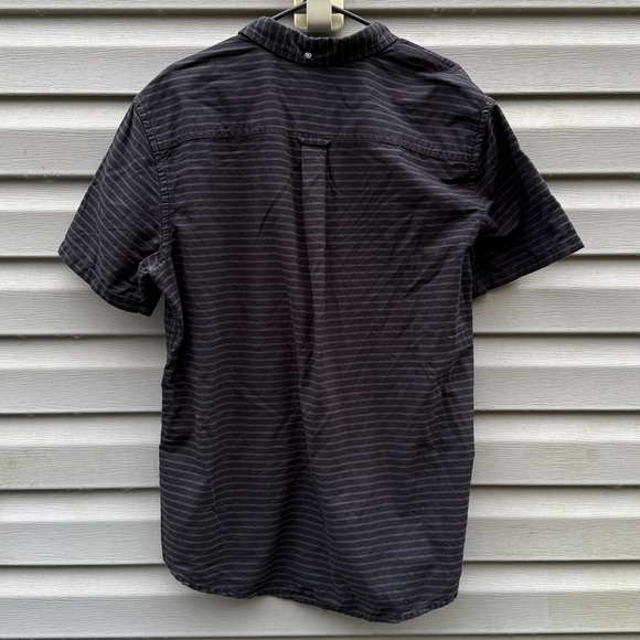 Hurley | Mens Button Down Short Sleeve Shirt Black Gray size XL - Picture 5 of 5